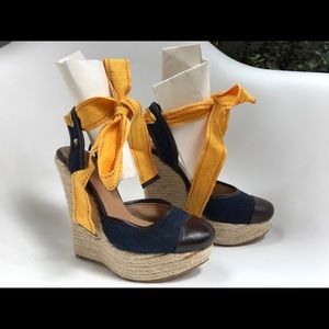 DSquared woman’s espadrille wedges yellow lace up